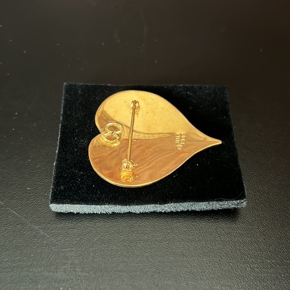 Big heart brooch - Picture 6 of 6